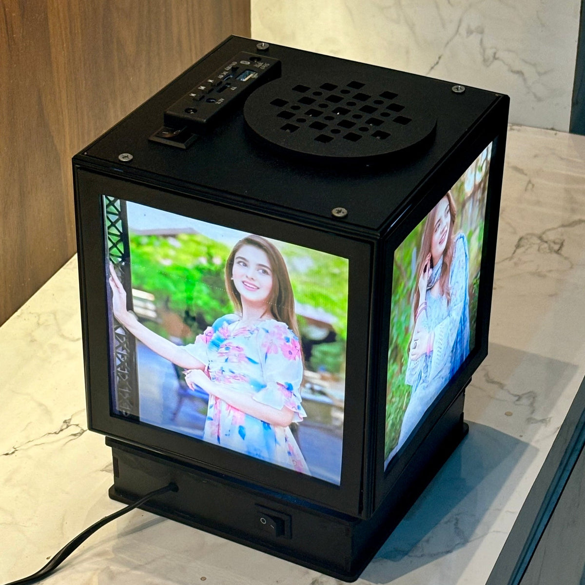 Personalized Rotating Lamp with Bluetooth Speakers